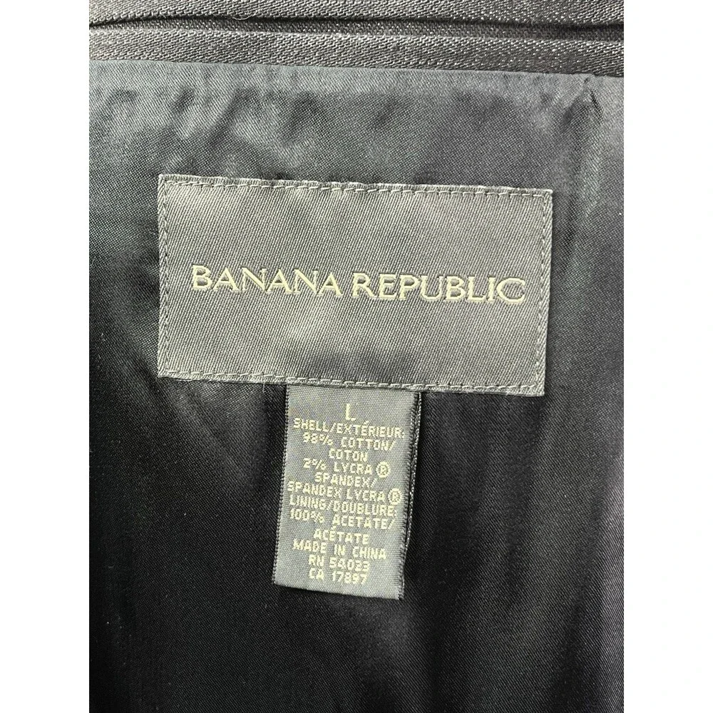 Banana Republic this banana